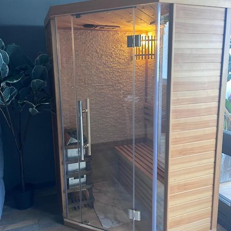 Oasis Tropical & Sauna Saint-Hilaire-de-Riez Bagian luar foto