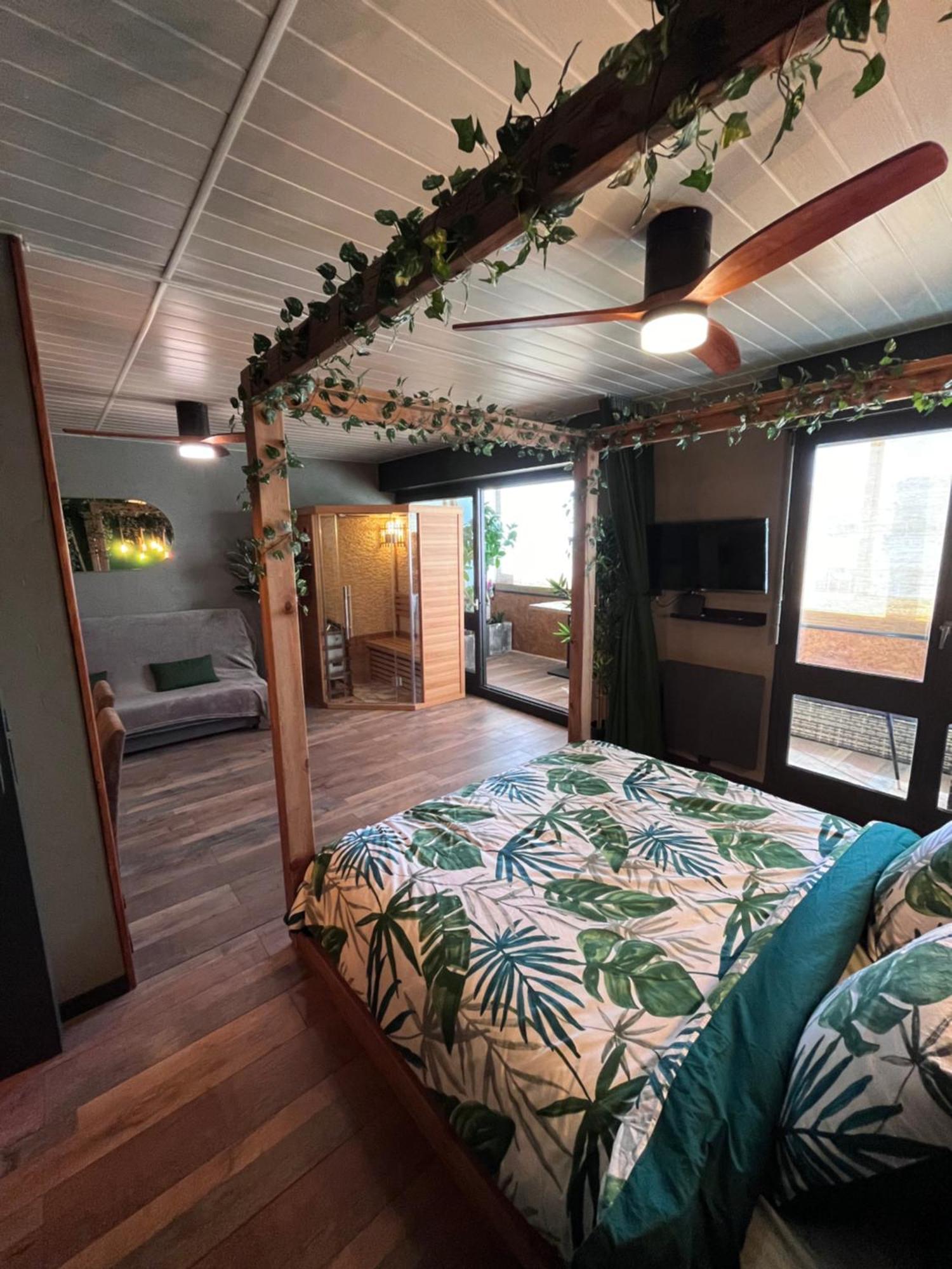 Oasis Tropical & Sauna Saint-Hilaire-de-Riez Bagian luar foto