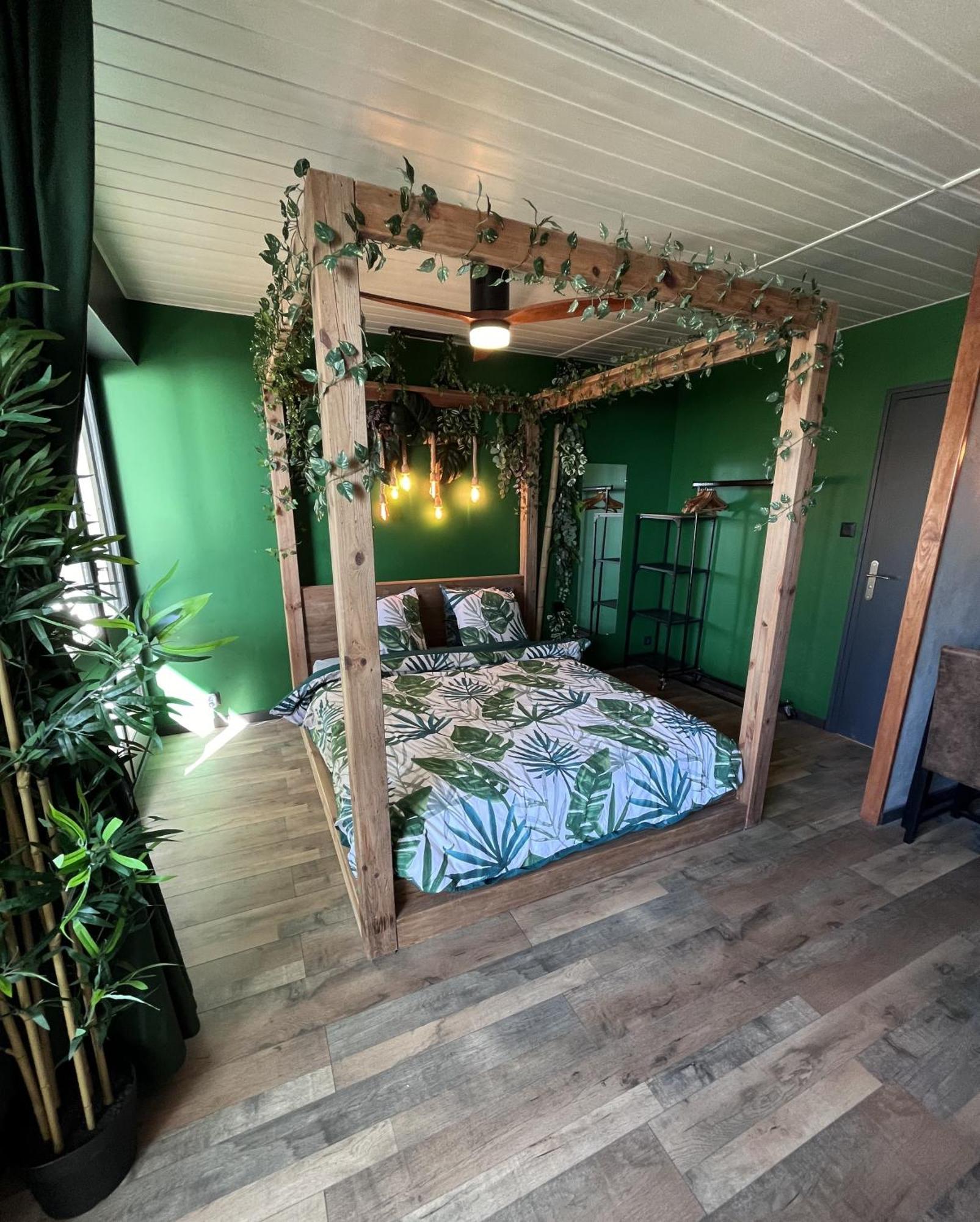 Oasis Tropical & Sauna Saint-Hilaire-de-Riez Bagian luar foto